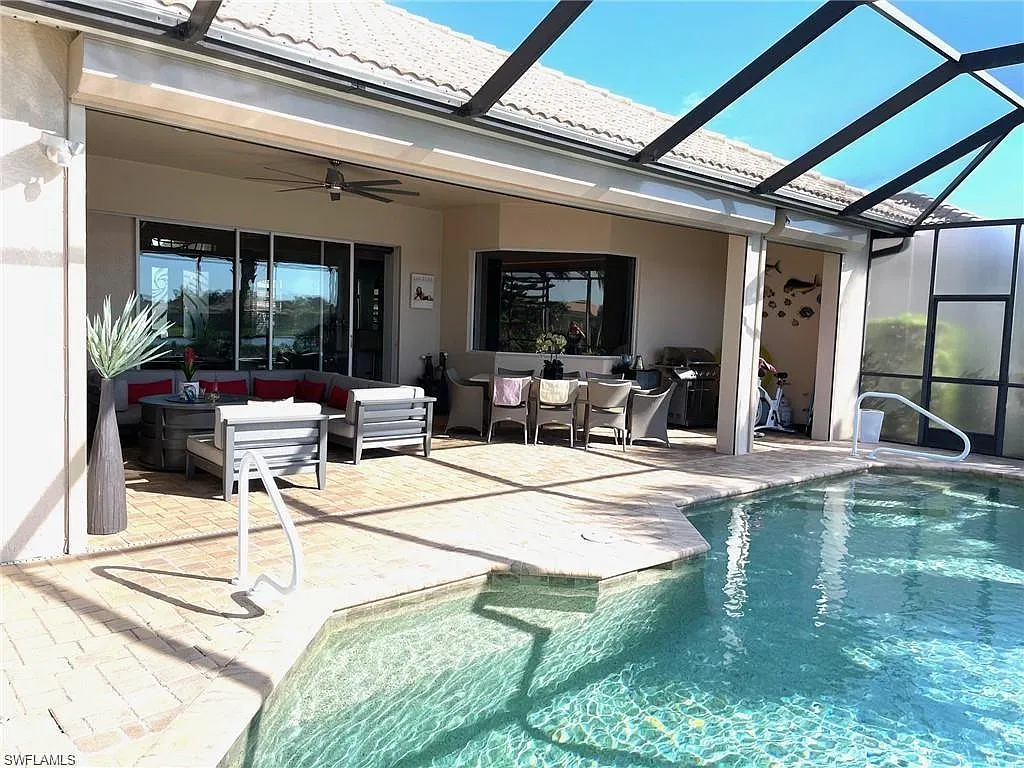 3 bed, 2.0 bath, 2161 sqft, $10,000 — Photo 2
