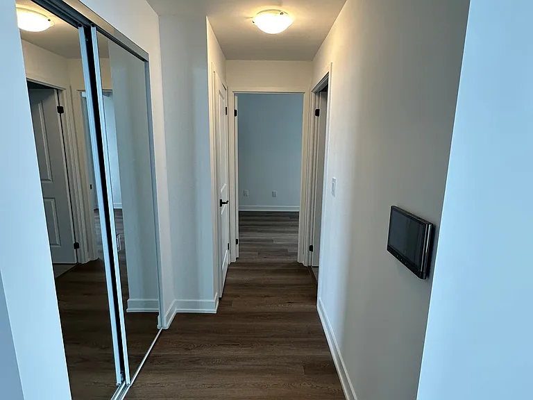 2075 Lakeshore Rd #603 — Photo 18