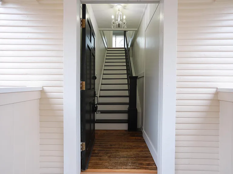 1012 Broadway St #2 — Photo 21