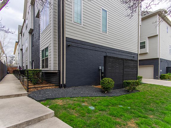 3rd image of 5807 Bryan Pkwy #30