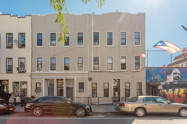 Rented by MySpaceNYC | media 11