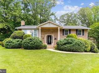 4243 Worcester Dr, Fairfax, VA 22032