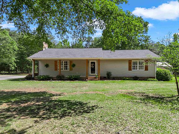 5th image of 129 Foster Rd