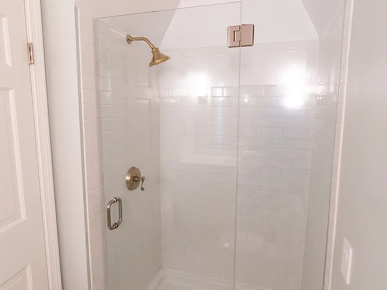 606 Chandlers Wharf — Photo 14