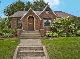 2401 25th St, Rockford, IL 61108