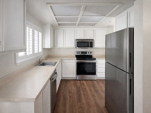 3rd image of 1370 Las Juntas Way APT C