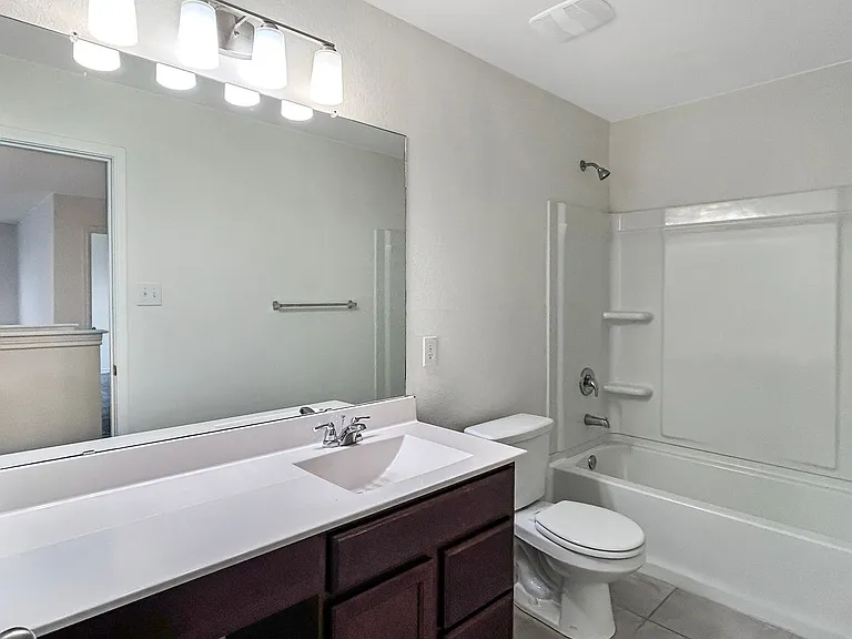 4660 Via Sonoma Trl — Photo 13