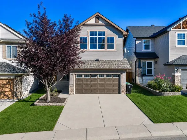 108 SW Pantego Rise NW, Calgary, AB T3K 6J3