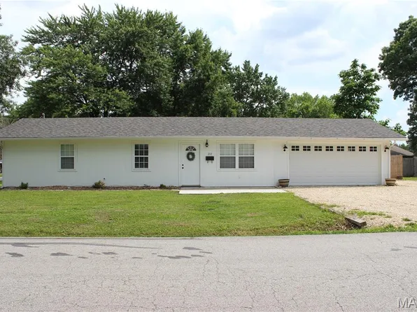 212 Patton St, Montgomery City, MO 63361