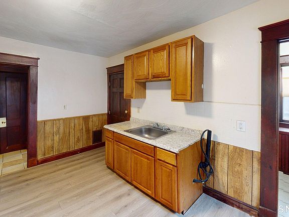 3rd image of 46 Union Street