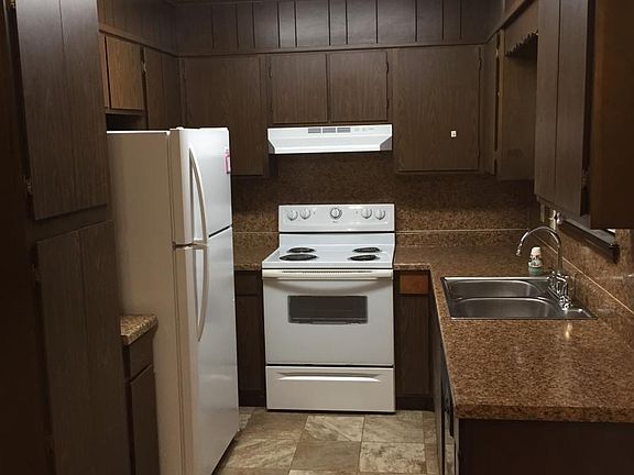 5th image of 1402 W Lillian St #C
