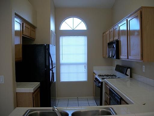2nd image of 2680 Pomona Dr