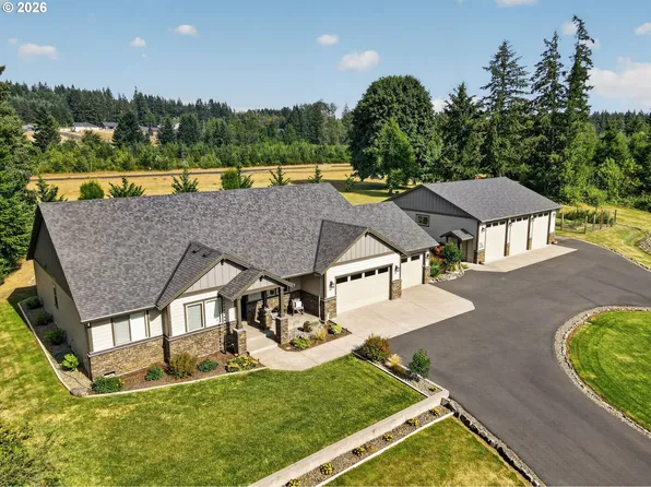 29746 SE Sunview Ln, Estacada, OR 97023