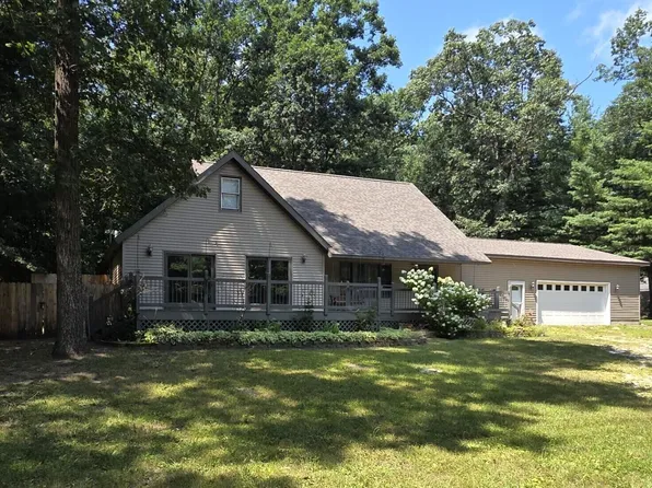 105 N Mike St, Fountain, MI 49410