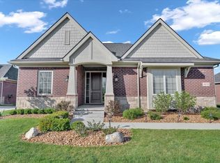 18735 Honey Tree Ln, Northville, MI 48168