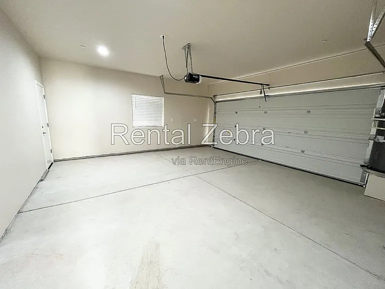1310 Playa Del Rey Dr — Photo 24
