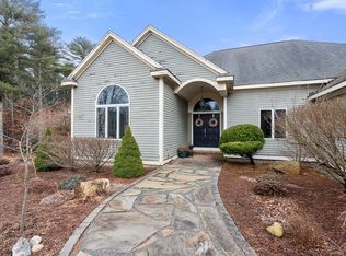 45 Wyndemere Ct, Plymouth, MA 02360
