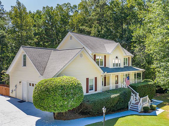 2nd image of 6856 Creekwood Dr