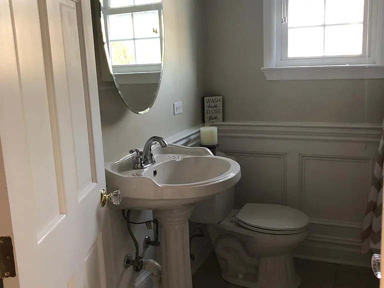 112 Claremont Pl #1 — Photo 35