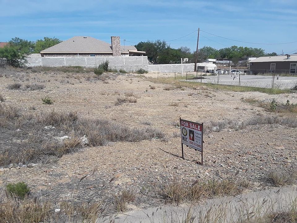 1st image of 199 Calle Siete Lomas