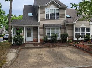 15 Rose Briar Pl, Hampton, VA 23666