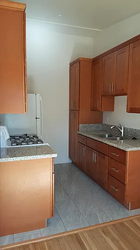 1146 Gordon St #6 Photo 1