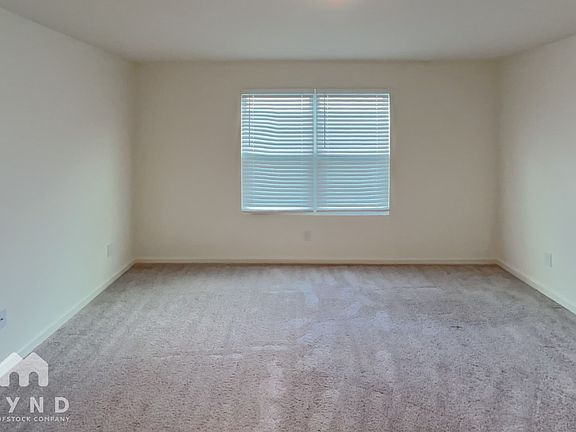 4th image of 119 Saginaw Ct