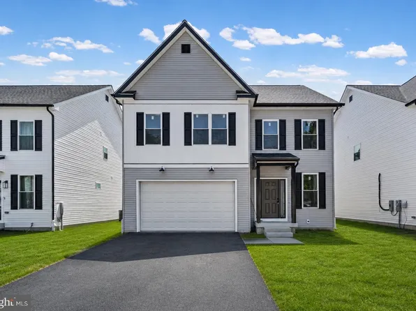717 207th St, Pasadena, MD 21122