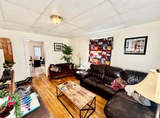 214 Hemenway St #2, Boston, MA 02115