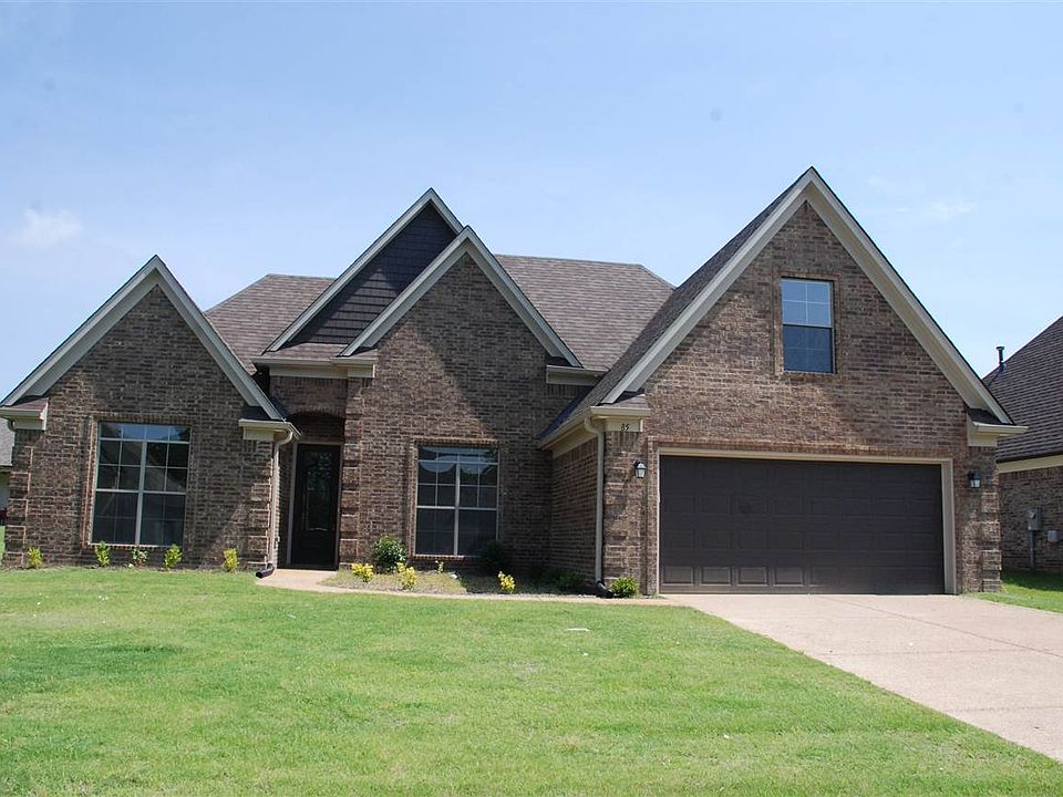 1st image of 85 Meadow Trail Ave