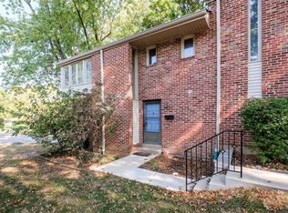 12335 Rossridge Ct, Saint Louis, MO 63146