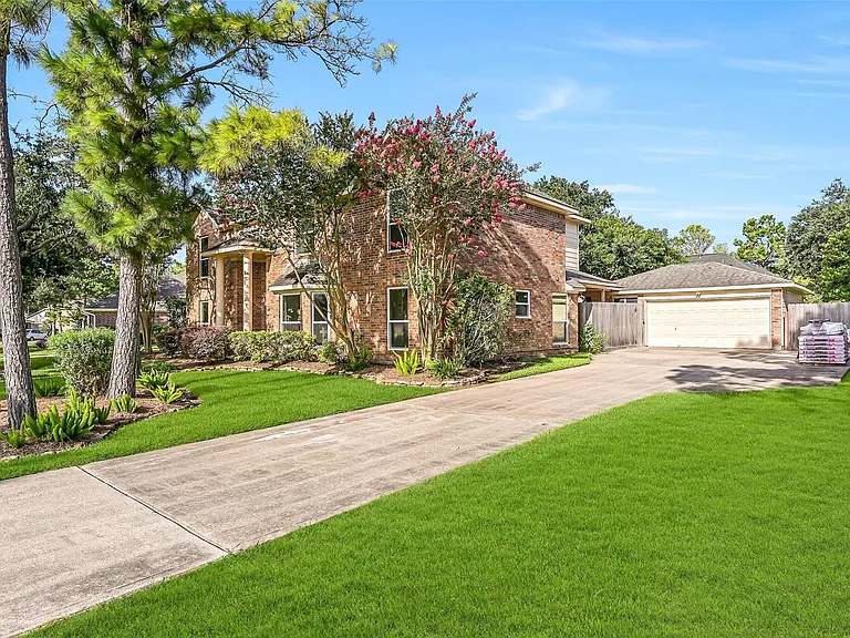513 Meadow Bend Dr — Photo 34