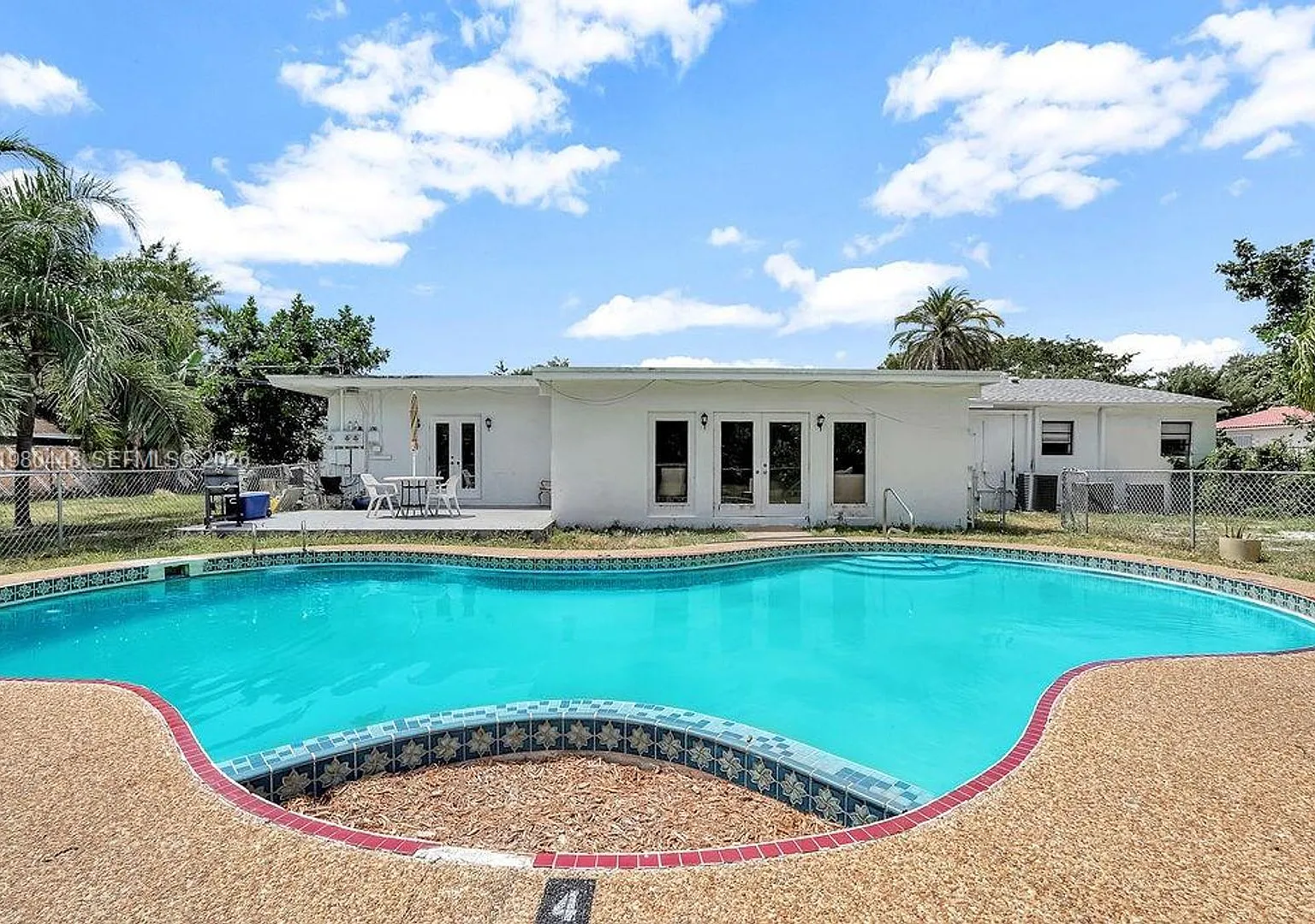 2417 Pierce Street -, Hollywood, FL 33020 — Photo 3