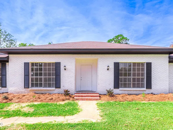 303 Kiowa Dr, Madison, MS 39110