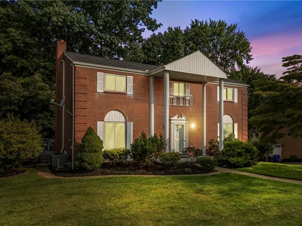1328 Knollwood Dr, Monroeville, PA 15146