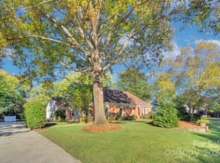 4708 Bryanstone Ct, Charlotte, NC 28226
