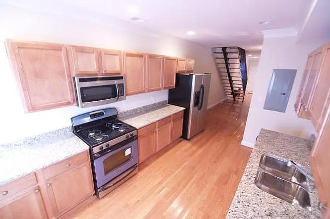 315 S Collington Ave — Photo 7