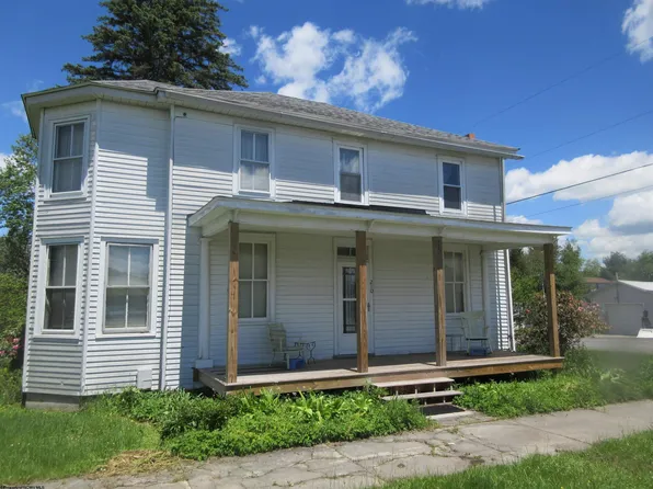 210 Thomas Ave, Davis, WV 26260