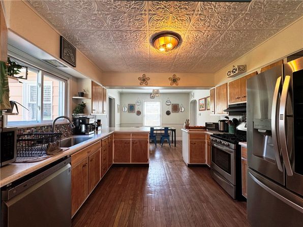 25 McKune Ave, Bradford, PA 16701