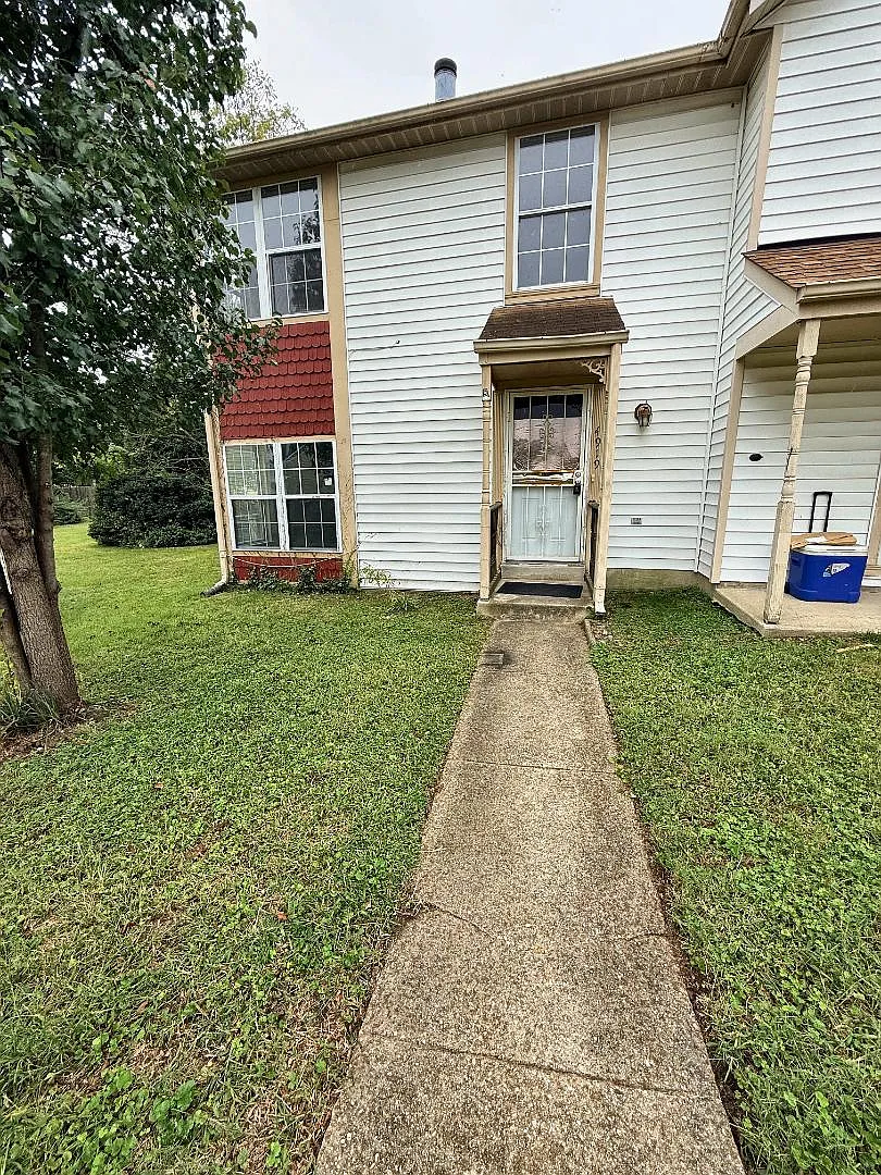 4919 Marlborough Grv - 4919 Marlborough Grv — Photo 3