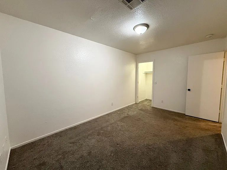 3305 Cheyenne Gardens Way — Photo 12