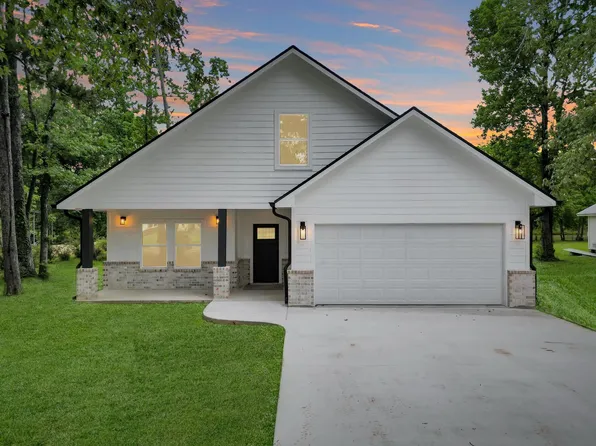 2845 Jackie St, Orange, TX 77630