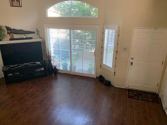 3rd image of 7109 Farralone Ave Unit 102