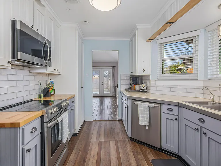 3015 Pilgrims Point Ln — Photo 16