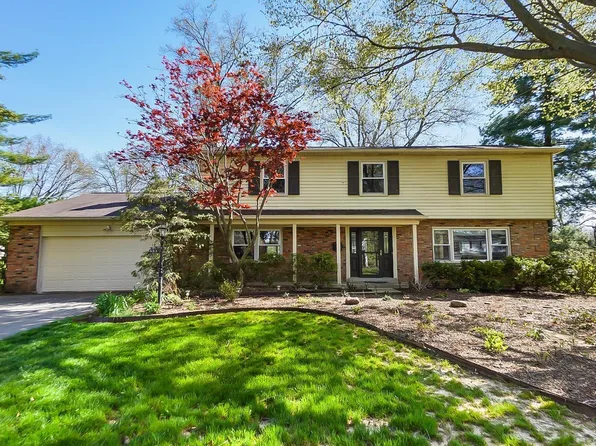 653 Flagstaff Dr, Cincinnati, OH 45215