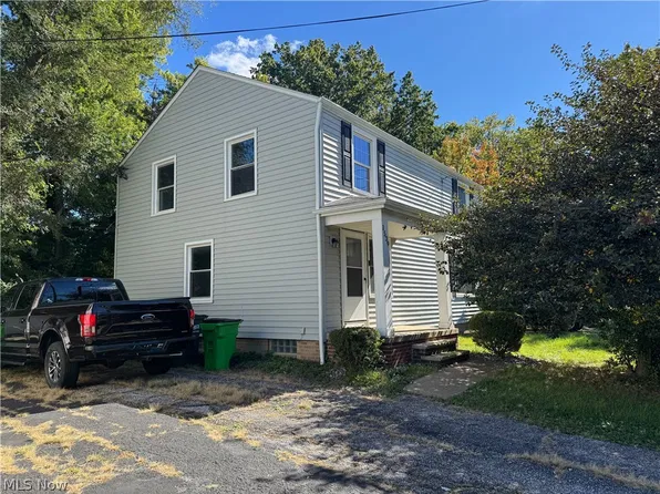 1539 Babbitt Rd, Euclid, OH 44132