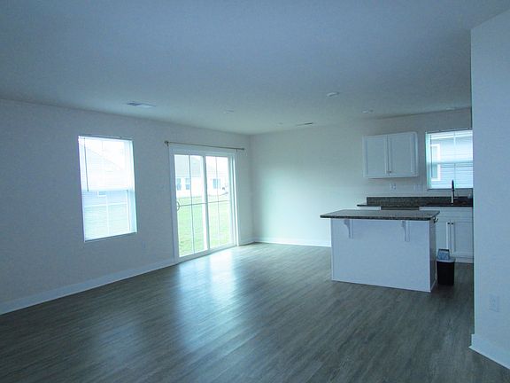 4th image of 507 Mifflin Way