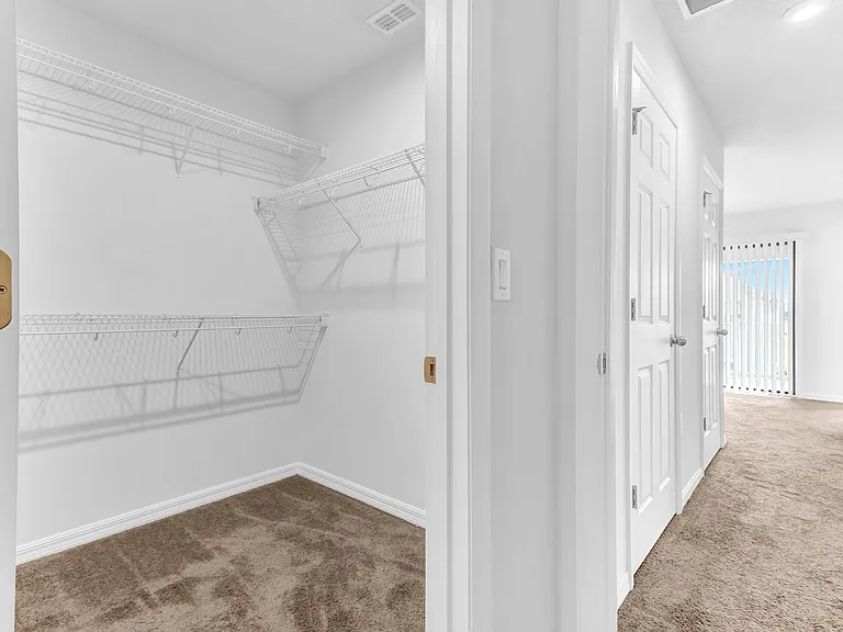 2274 Centerra Loop — Photo 13
