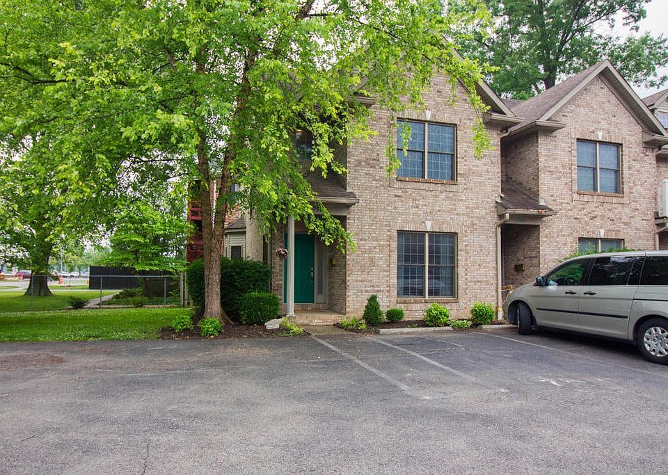 Front of townhouse