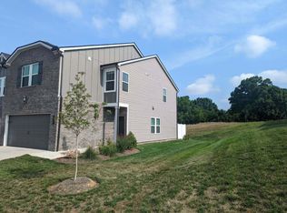 900 Oak Ridge Ln, Columbia, TN 38401